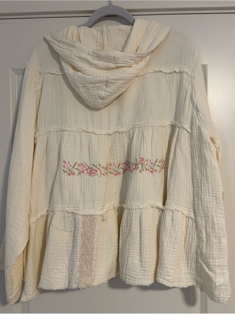 NWOT POL Cream Hooded Tunic with Pink Floral Embroidery - Picture 2 of 3